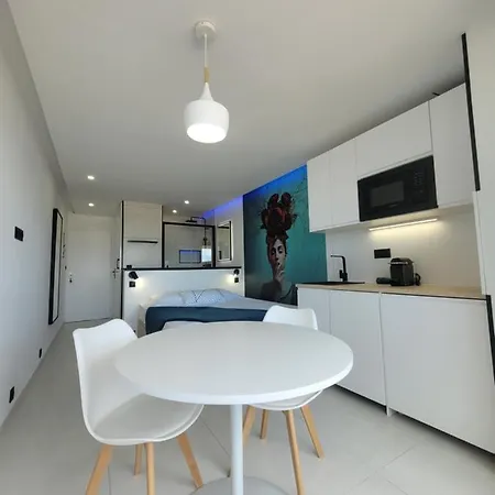 Blue Luxe - Vue - Heliopolis Village Naturiste *